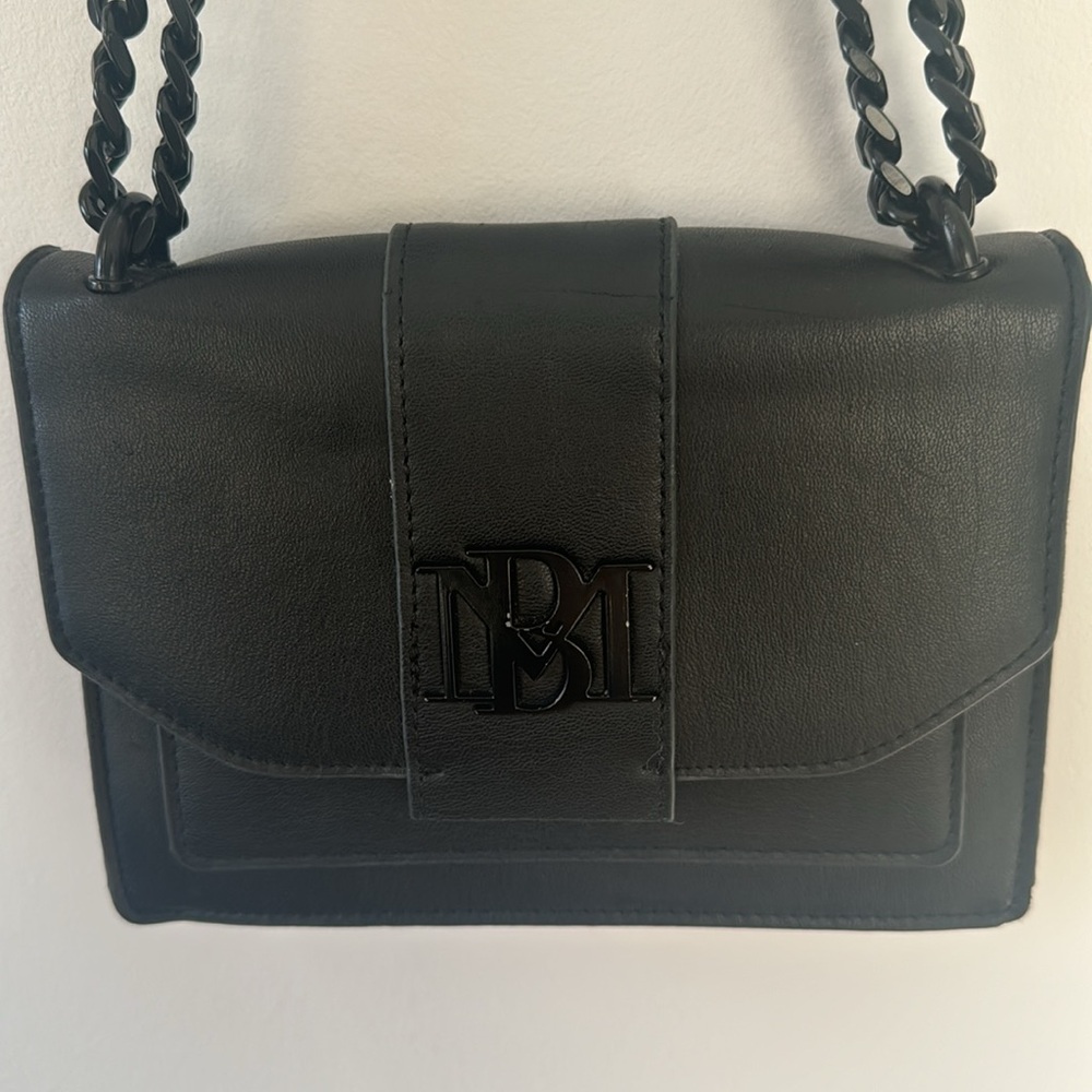 Black hard chain purse